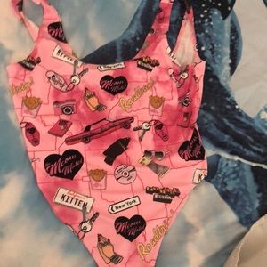 One piece swimsuit size large very good condition